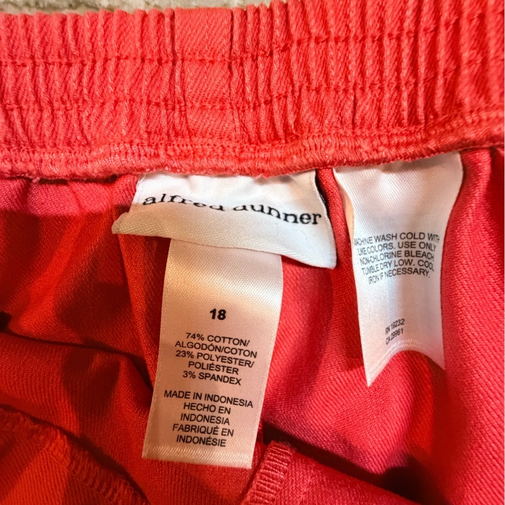 Alfred Dunner Red Pull On Pants Size 18 Elastic Waist Straight Leg Stretch - Picture 5 of 9